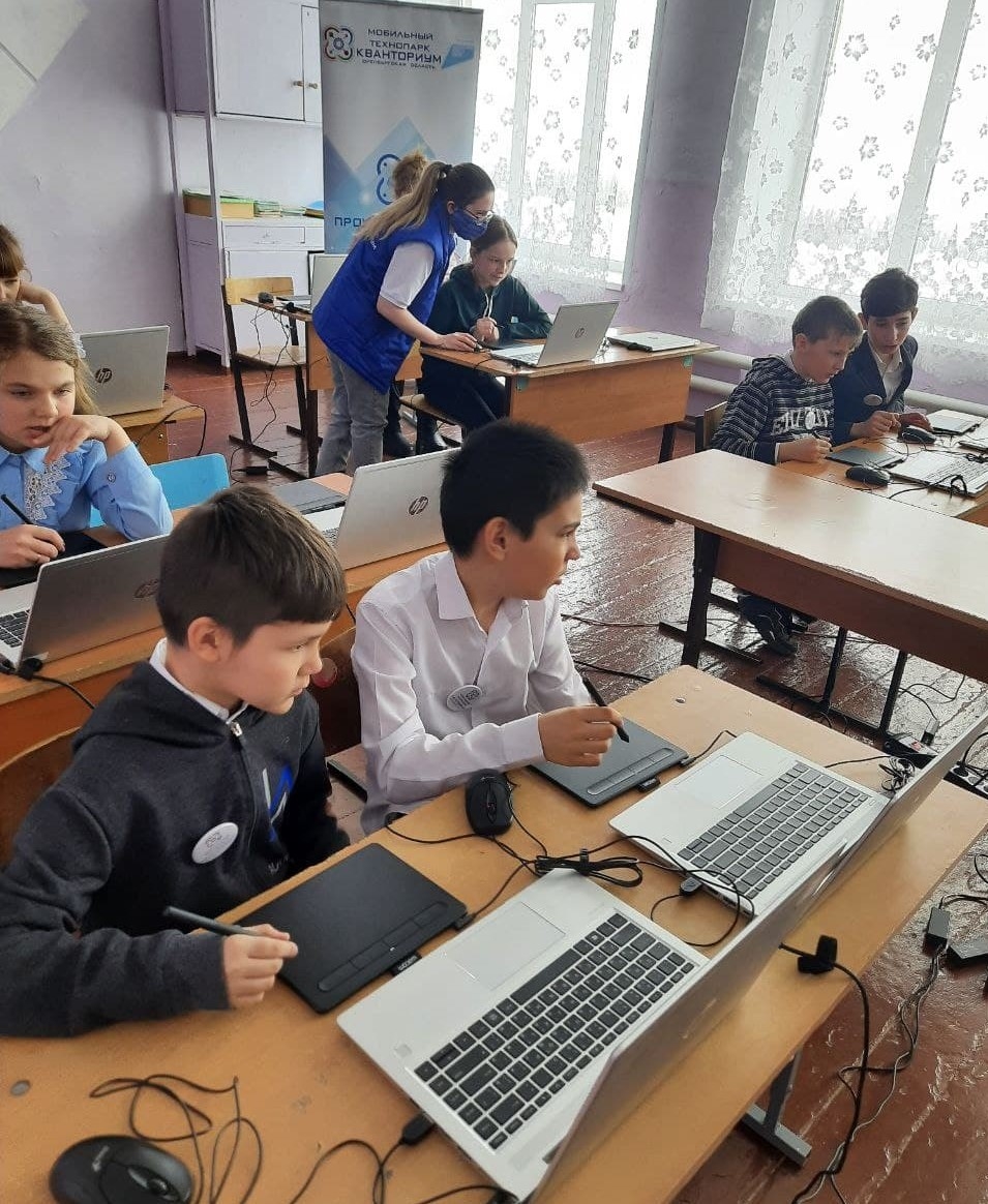 22 февраля МТ Кванториум работал в МБОУ «Архангеловская OОШ Оренбургского района»